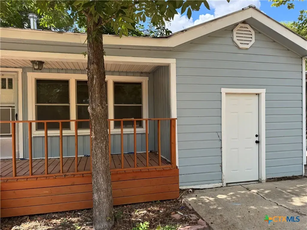 3510 Gun Club Road, Temple