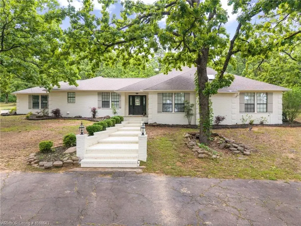2904 Cedar Valley Drive, Greenwood