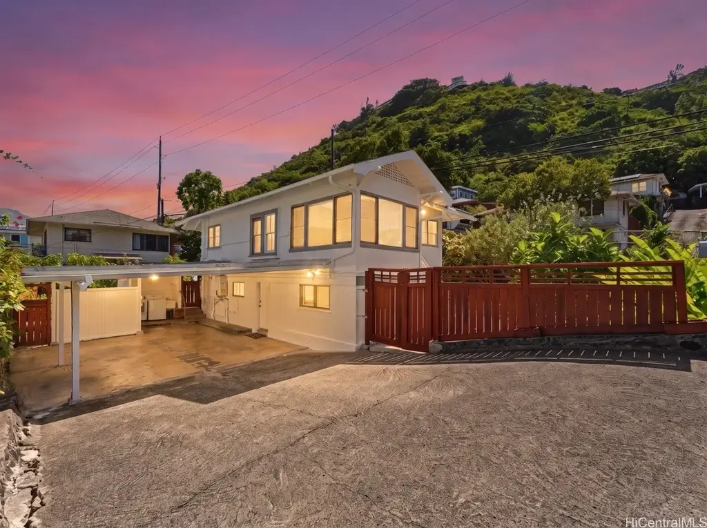 3470 Kalua Road, Honolulu