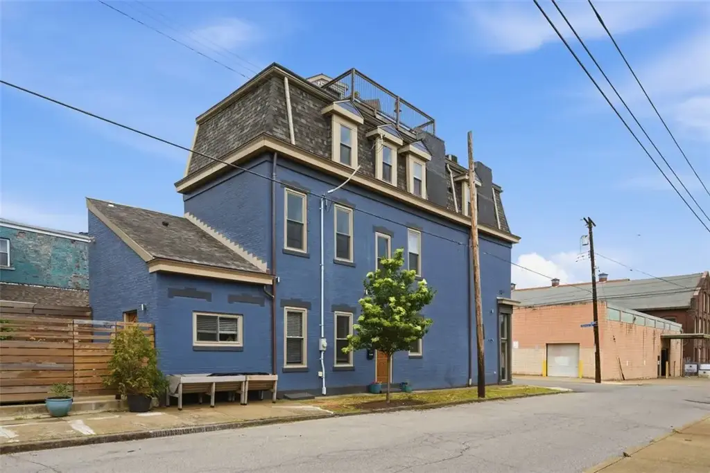 4936 Harrison Str, Lawrenceville