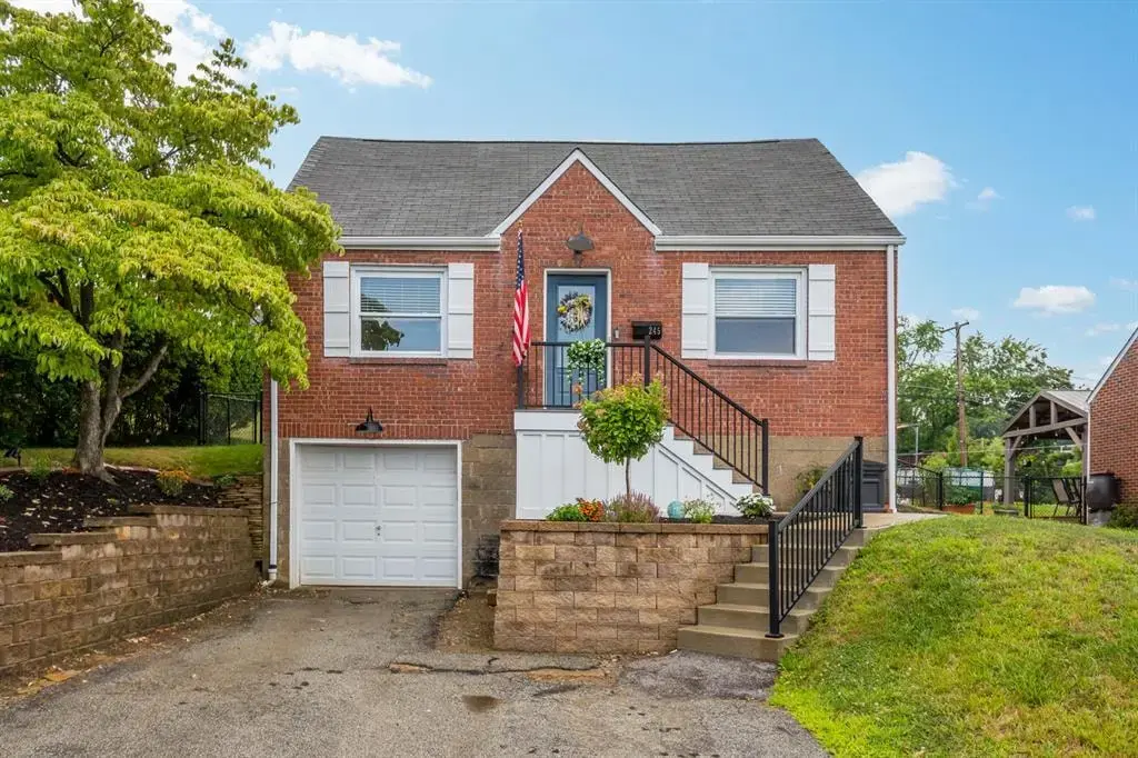 245 Lynn, Pleasant Hills