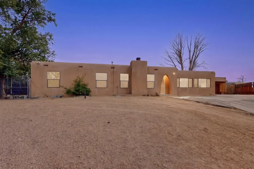 10200 Park Lane Nw, Albuquerque
