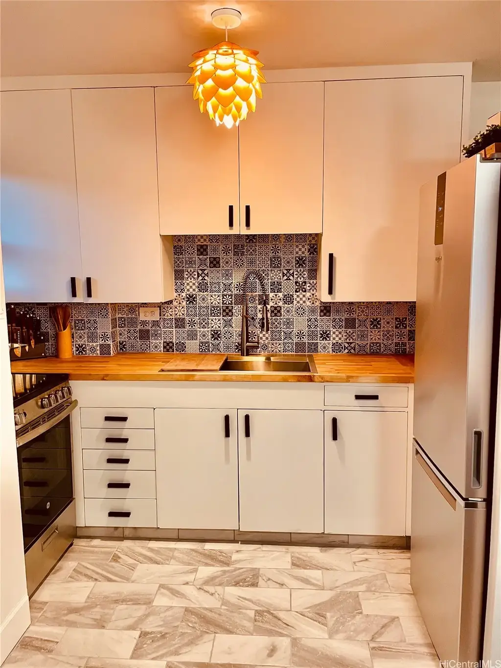 2118 Kuhio Avenue # 402, Honolulu