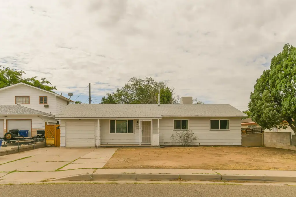 4312 Hendrix Road Ne, Albuquerque