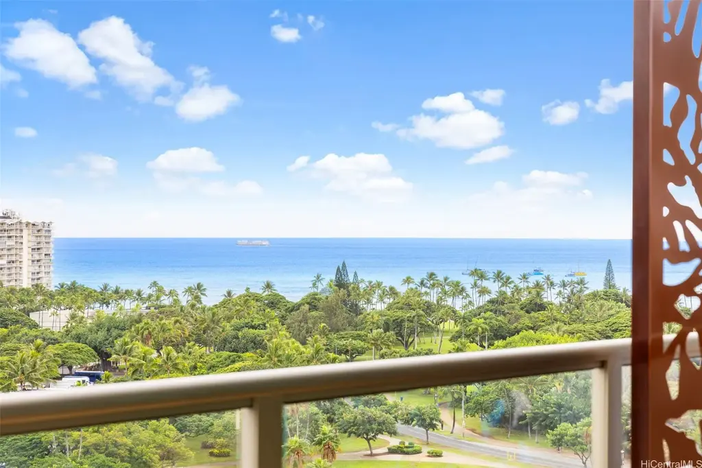 (unit #1210) 2045 Kalakaua Avenue, Honolulu