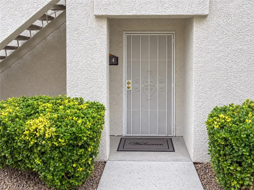 6480 Annie Oakley Drive 314, Henderson