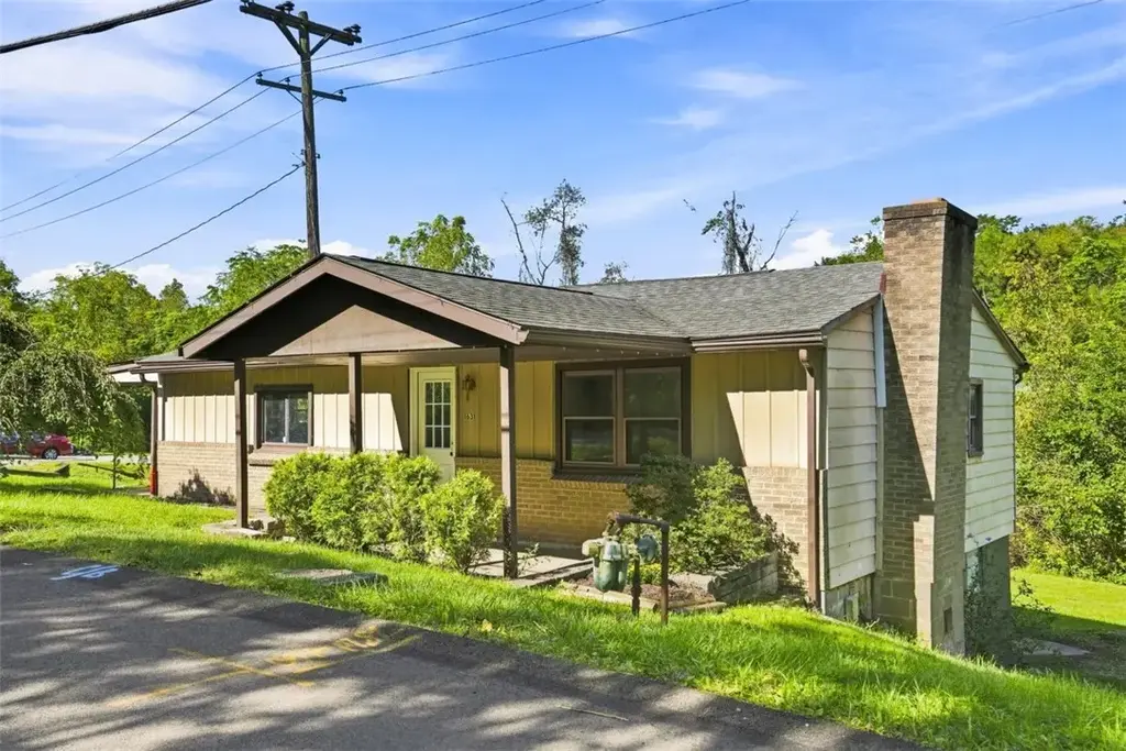 1631 Weirich Avenue , Canton