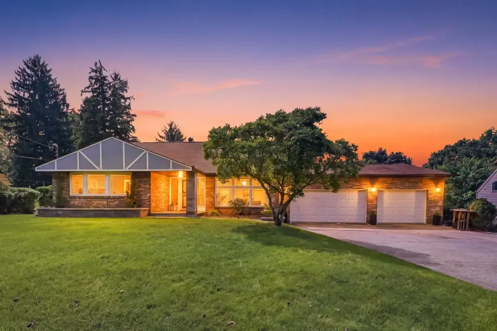 1179 Harvard Road, Thornburg