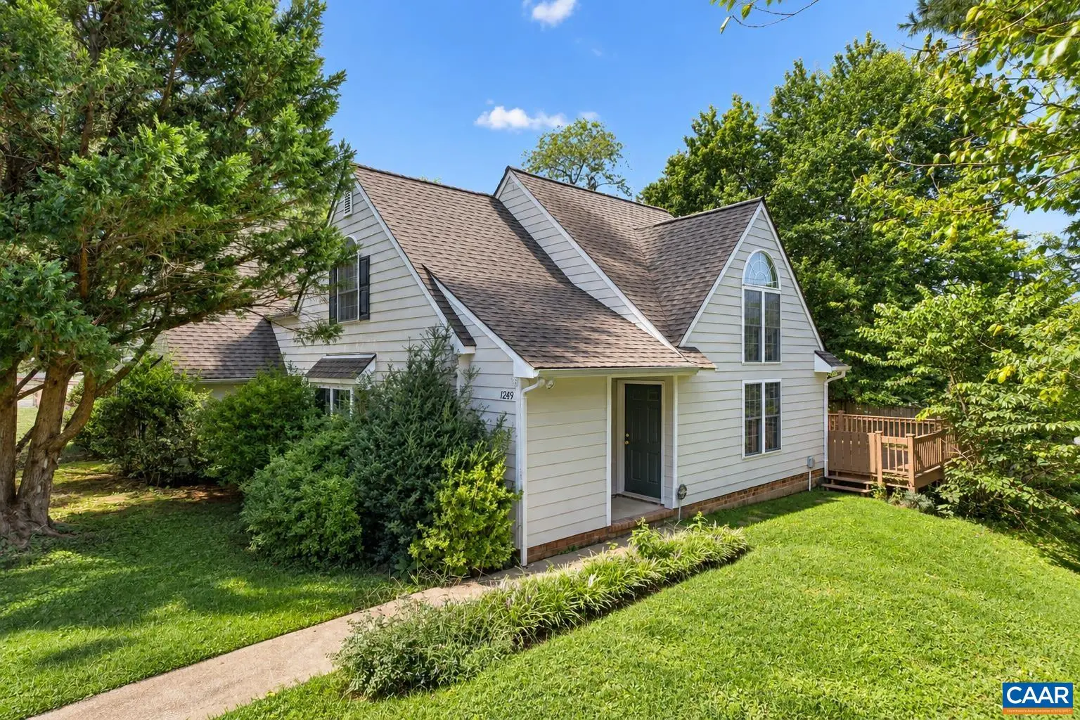 1249 Clover Ridge Pl, Charlottesville