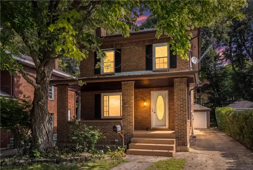 433 Layton Avenue , Mt Lebanon