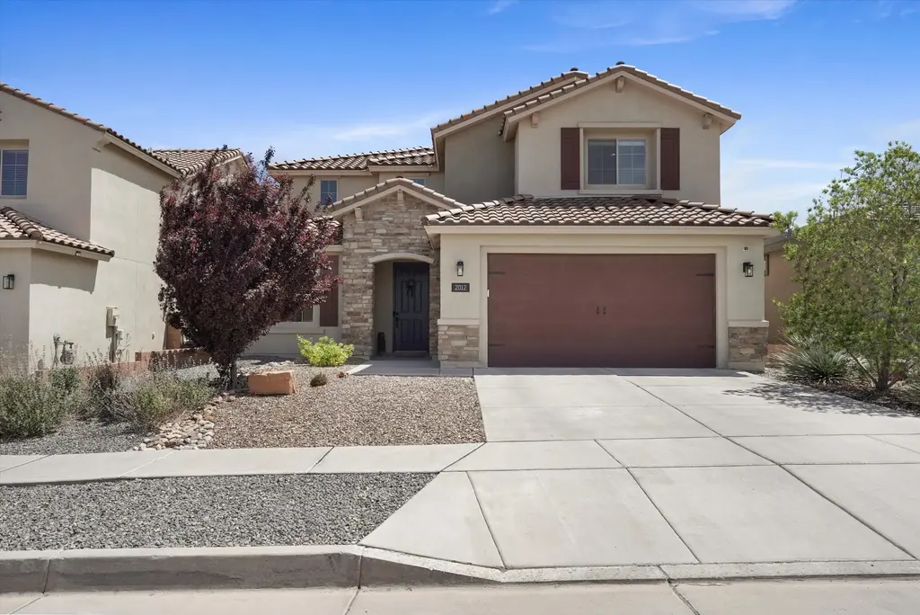2012 White Dove Street Se, Albuquerque