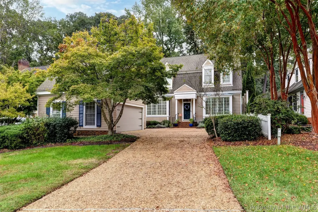 102 Alwoodley, Williamsburg