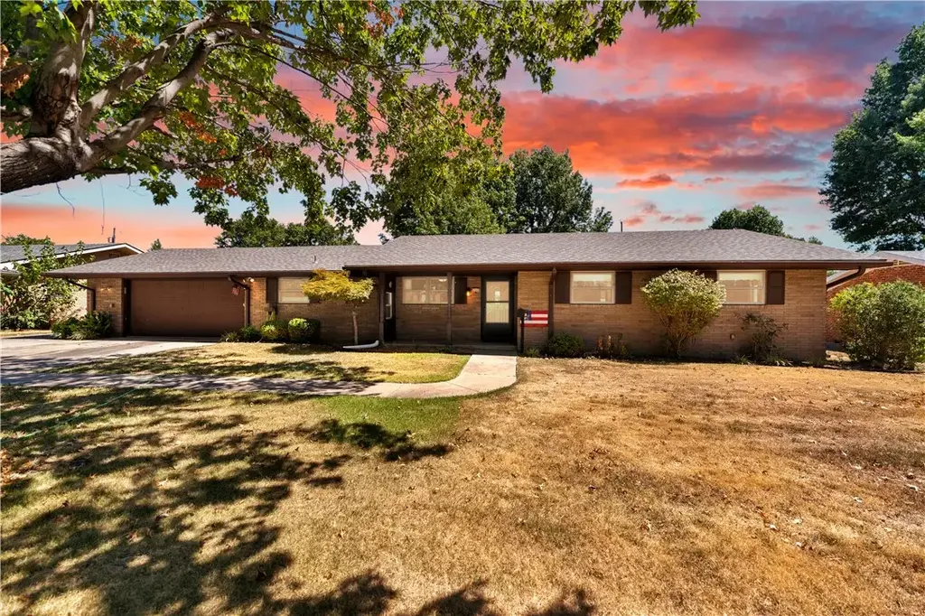 1111 Ranch Drive, Springdale
