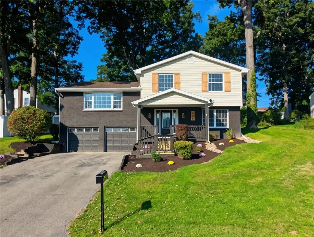226 Havenhill Drive , Twp of But SW