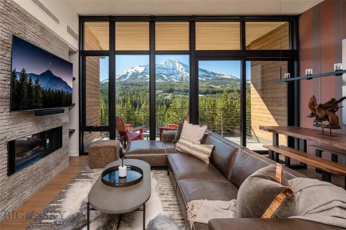 4 Boathouse Way, Lakelodge 225, Big Sky
