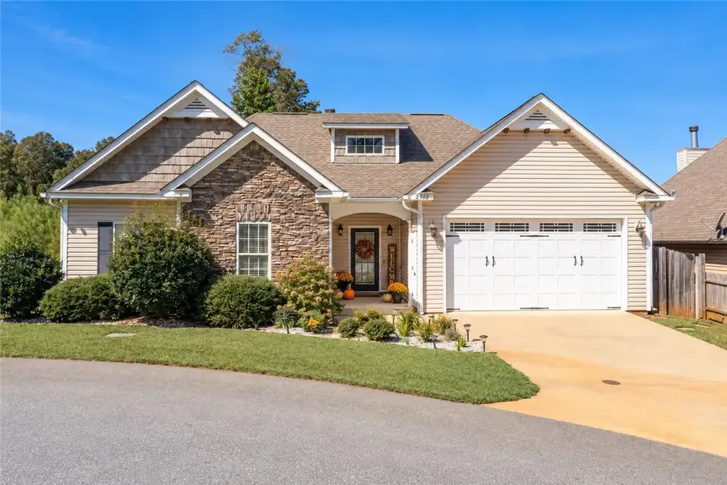 2902 Anderson Lakes Cir, Opelika