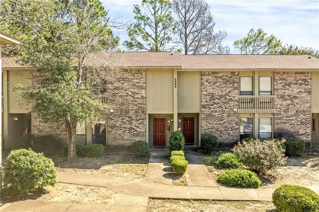 1033 Stonegate Dr C, Auburn