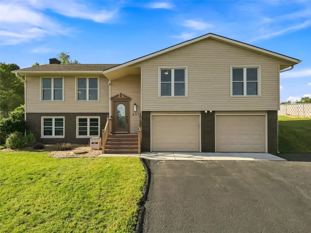 6519 S Shore Drive, Altoona