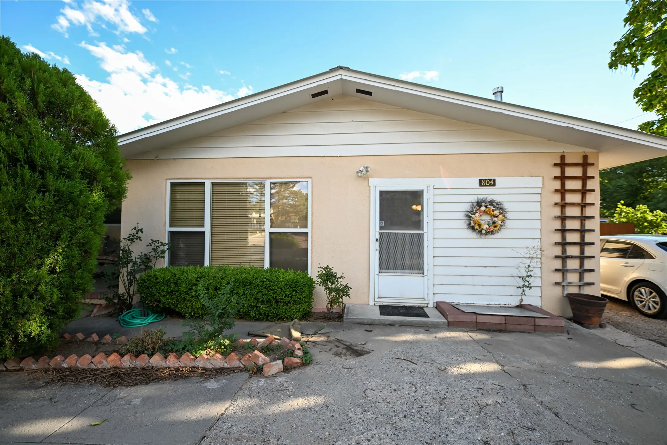 804 Sunset Dr, Espanola