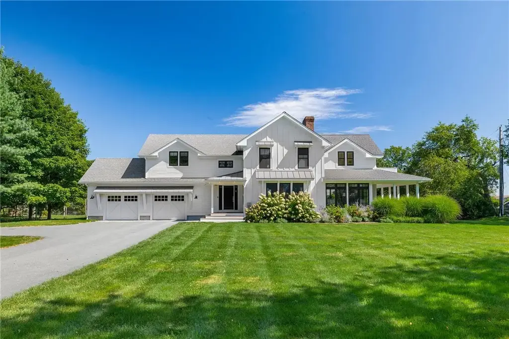 118 Howland Ave, Middletown