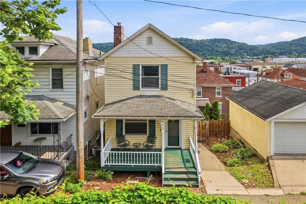 636 1/2 Fifth Avenue, Coraopolis