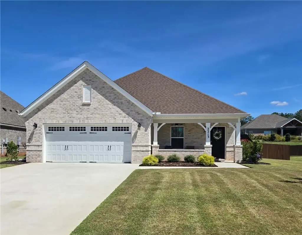 2213 Beckwith Ln, Opelika