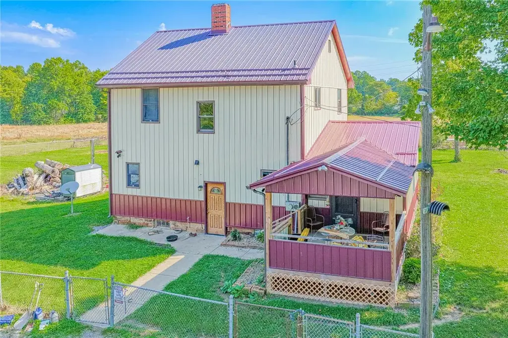 4217 Hillsville Road , Pulaski