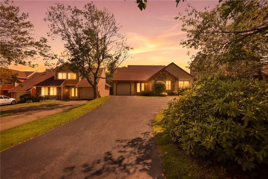 1727 Snowfield Run, Hidden Valley