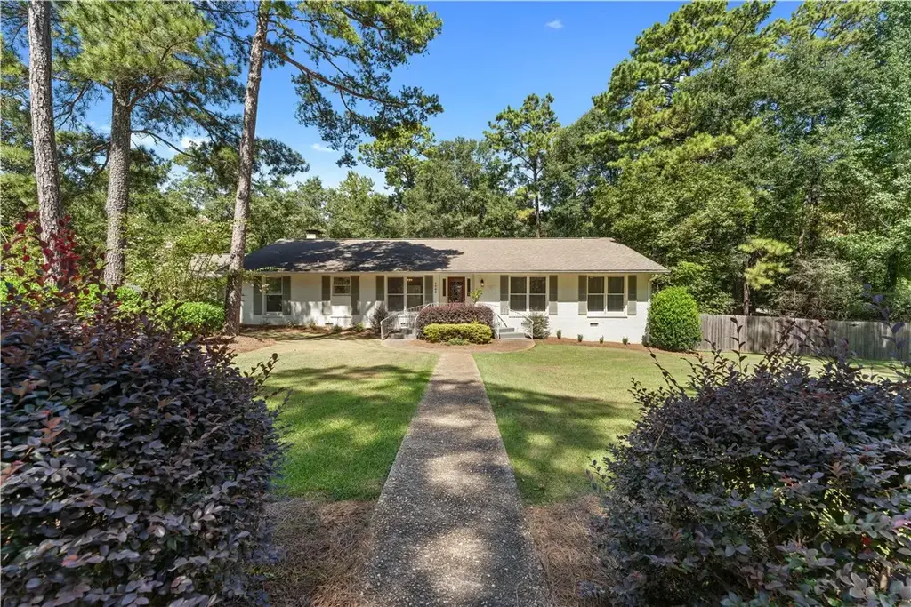 1700 Arrowhead Ave, Opelika
