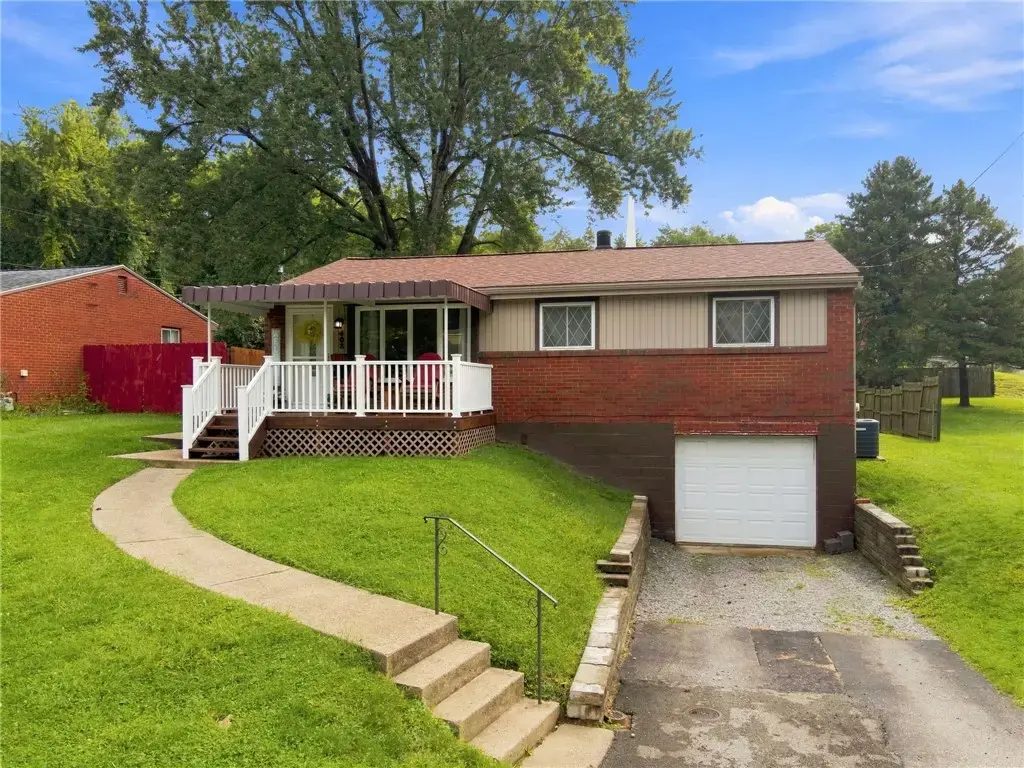 402 Hochberg Road , Monroeville