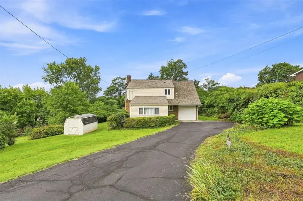 675 Meadow Lane, Rochester
