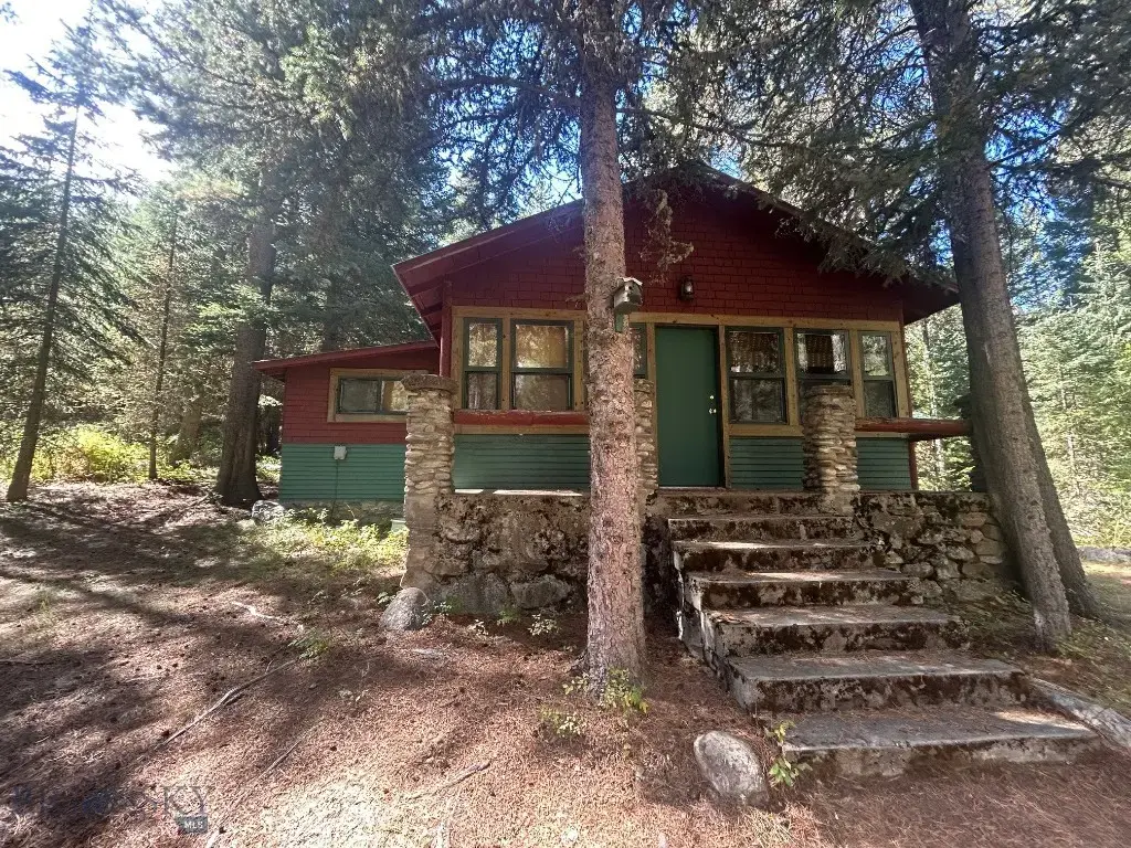 1040 Cascade Creek Road, Gallatin Gateway