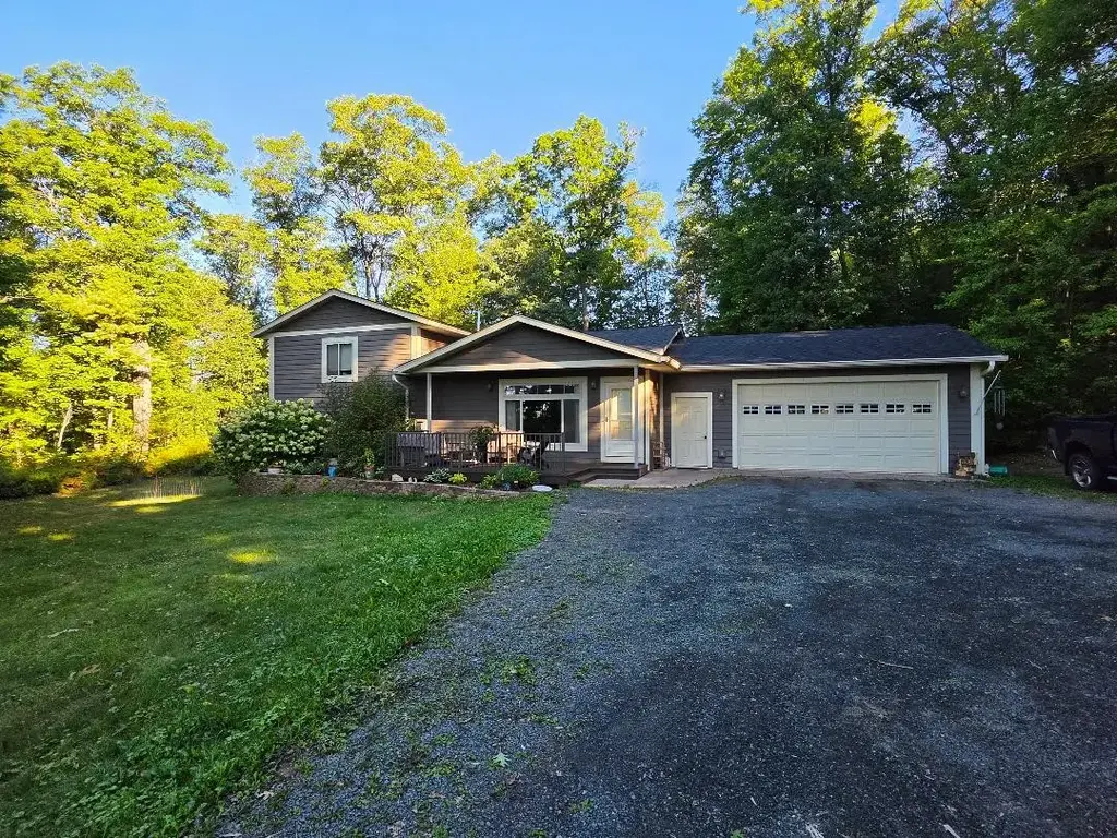 6460 W Ojibwa Road, Spooner