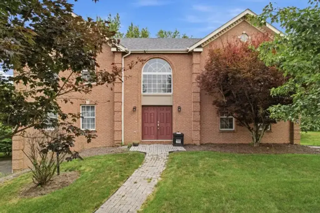 3602 Windsor Court , Indiana