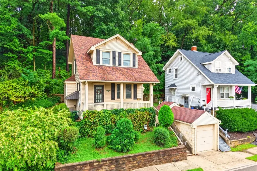 717 12th Avenue , New Brighton