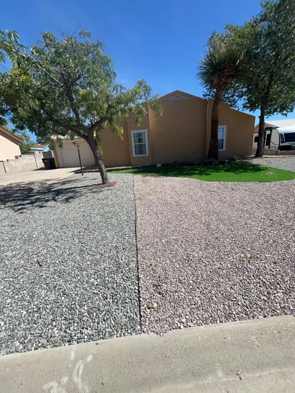 556 Stallion Road Se, Rio Rancho