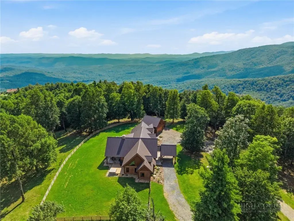 2505 Phillips Gap Road, Purlear