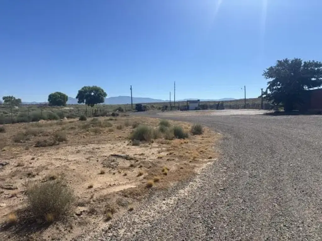 55 Sandhill Road, Los Lunas