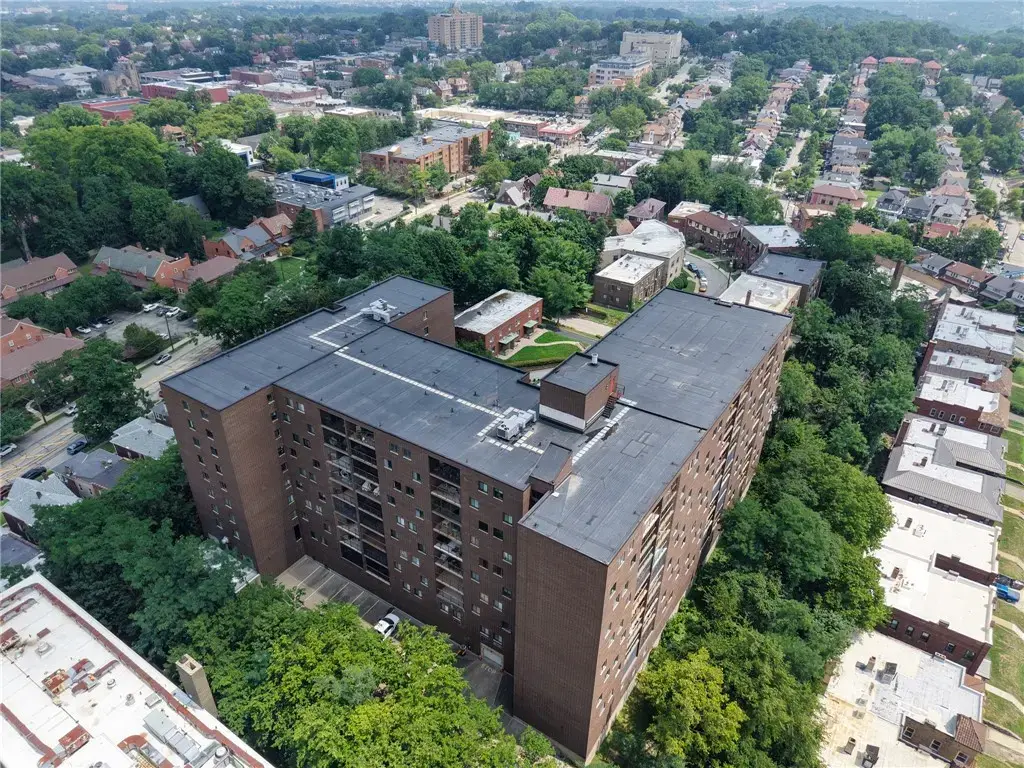 5600 Munhall Road 302, Squirrel Hill
