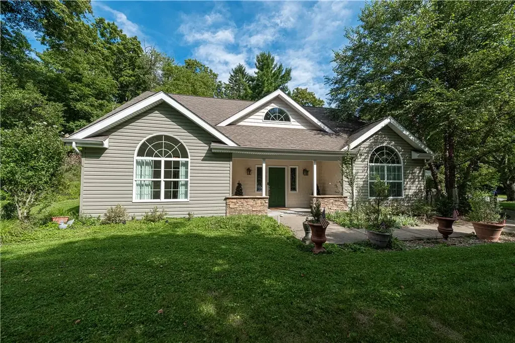 3800 Mount Royal Boulevard , Hampton