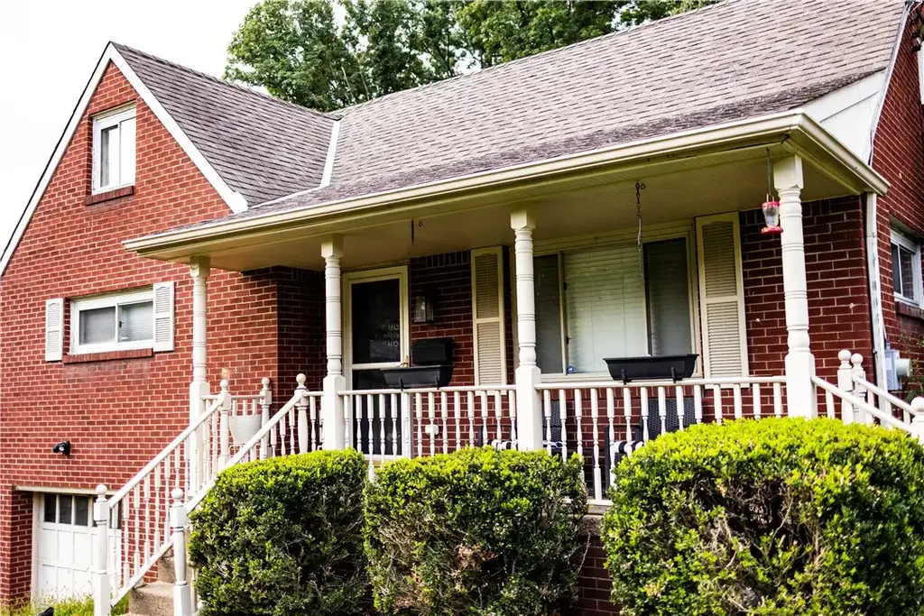 1157 La Salle Road , Monroeville