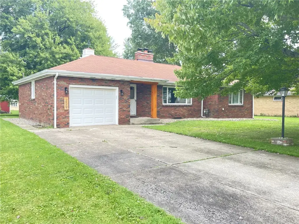 229 Meadowbrook Road, Hermitage