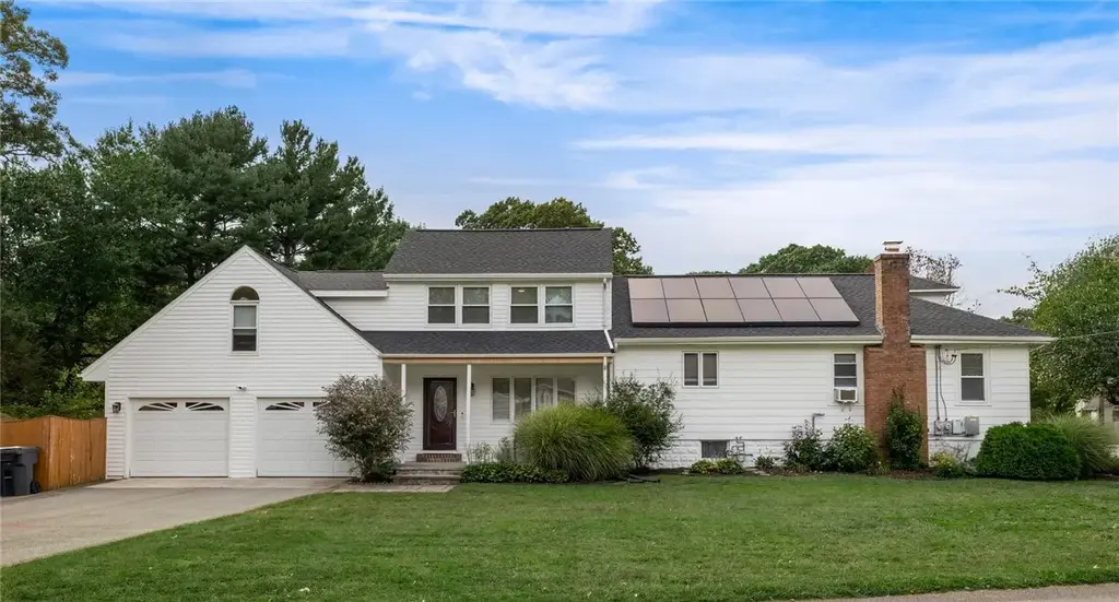 480 Church Ave, Warwick