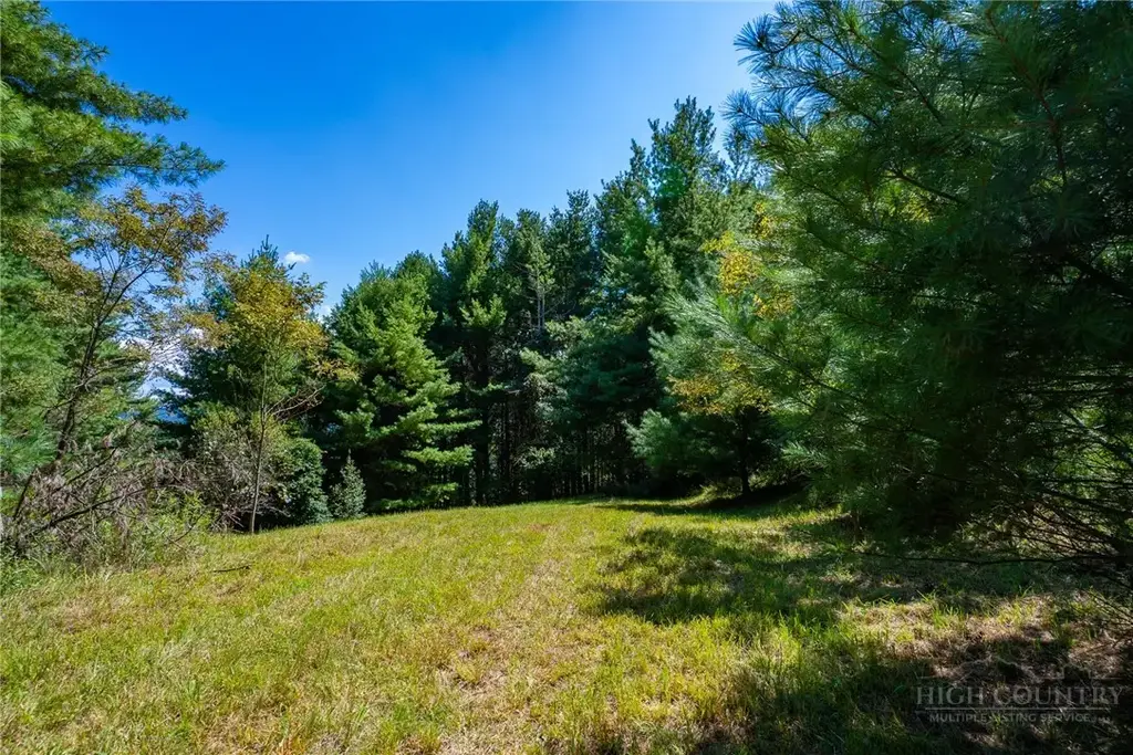 257 Alta Vista Lane, Sparta