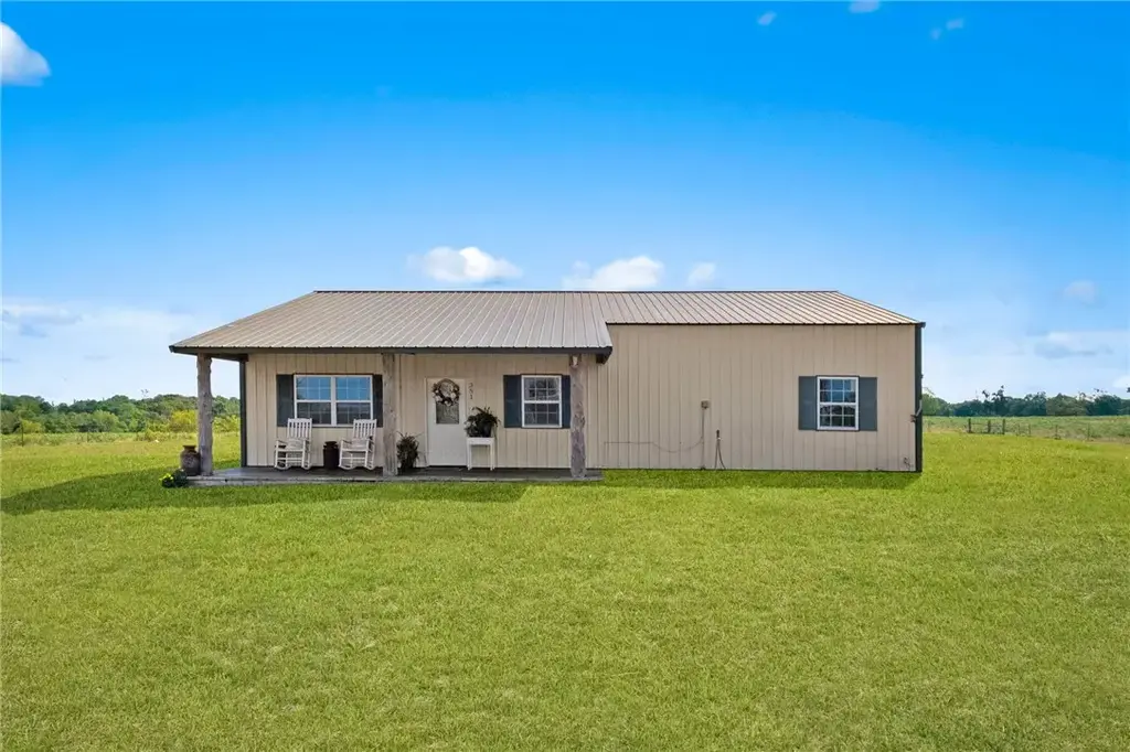 351 County Road 942, Green Forest