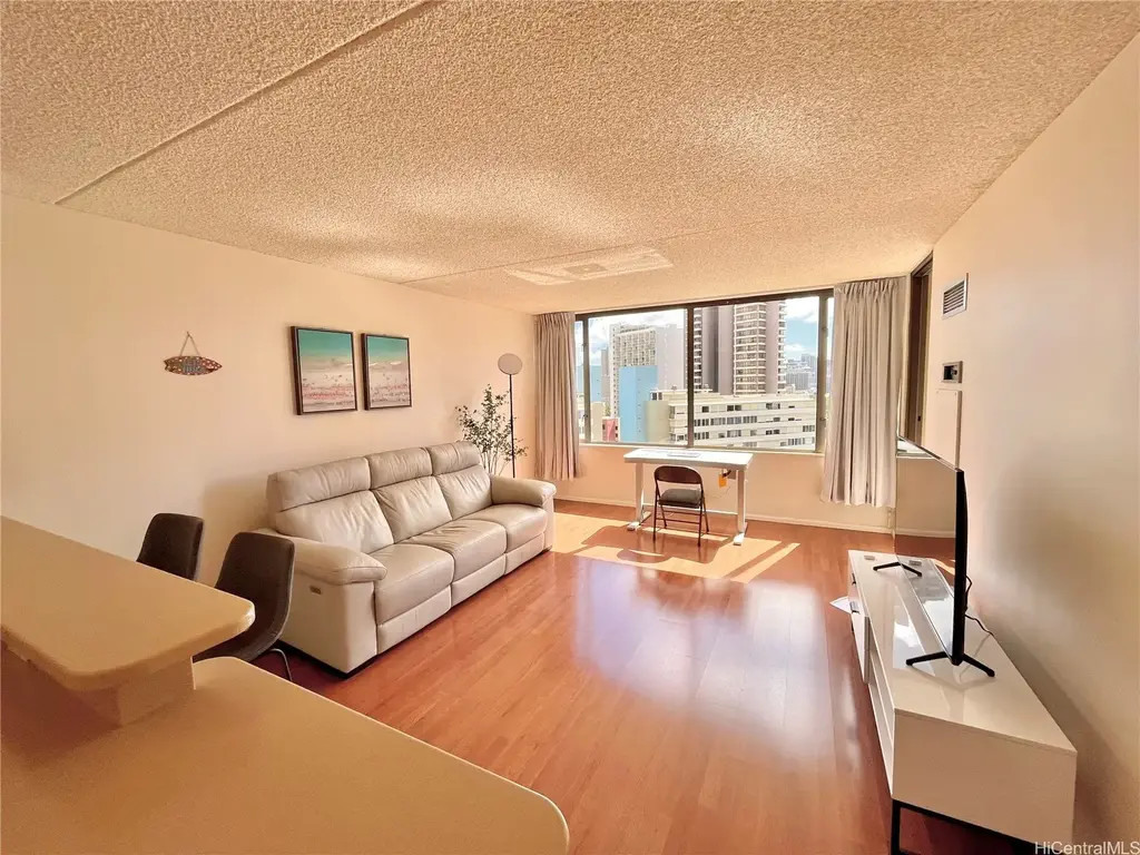 411 Hobron Lane # 1611, Honolulu