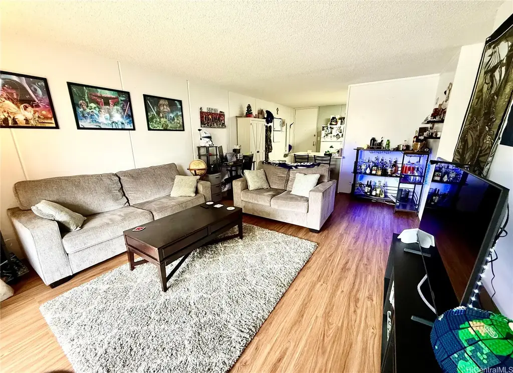 95-2031 Waikalani Place # D506, Mililani