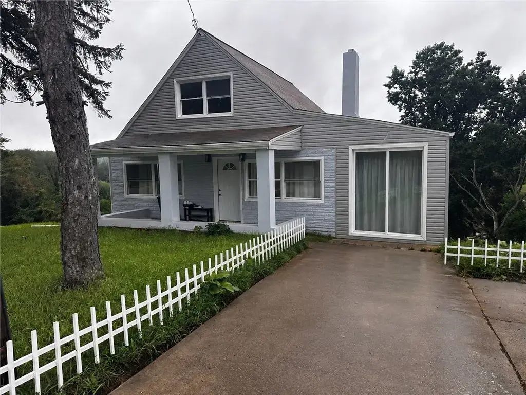 1011 Route 837, Carroll