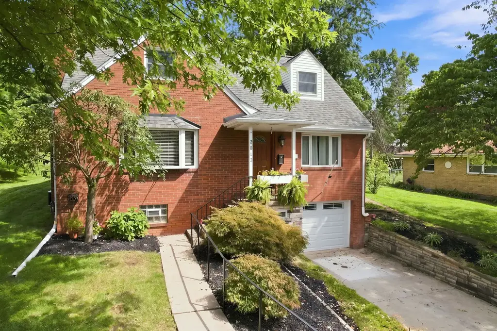 2312 Casswell Drive, Bethel Park