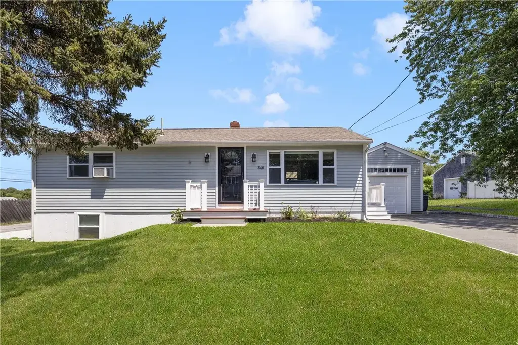 340 Old Mill Ln, Portsmouth